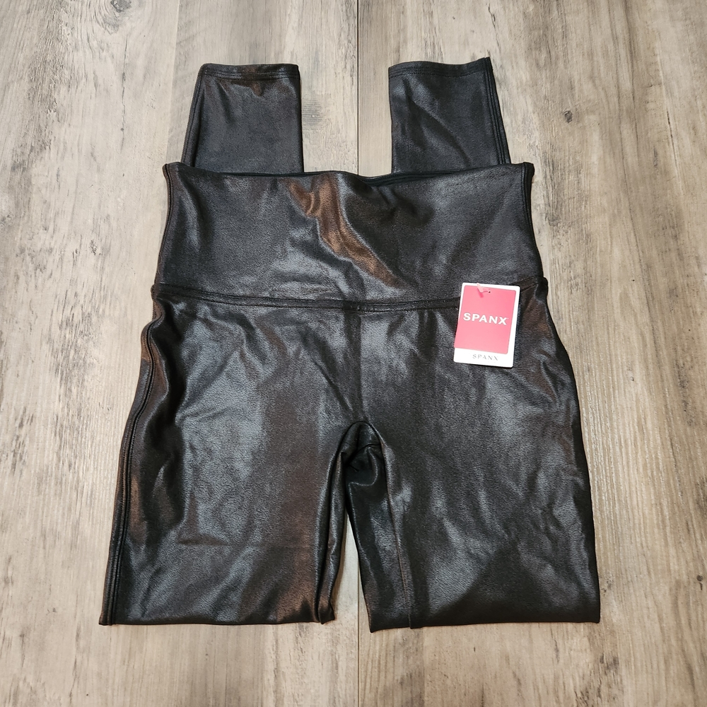 SPANX Black Faux Leather Leggings Women’s Size Large NWT